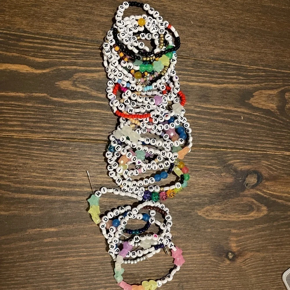 Pack of 13 Friendship Bracelets for Trading—Assorted Eras—get ready 4 Vancouver - Picture 10 of 13